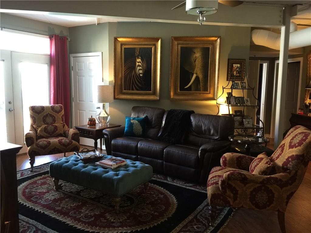 3 bedroom, 1,682 sq ft condominium sold at 800 Peachtree Street 2303, Atlanta, GA 30308
