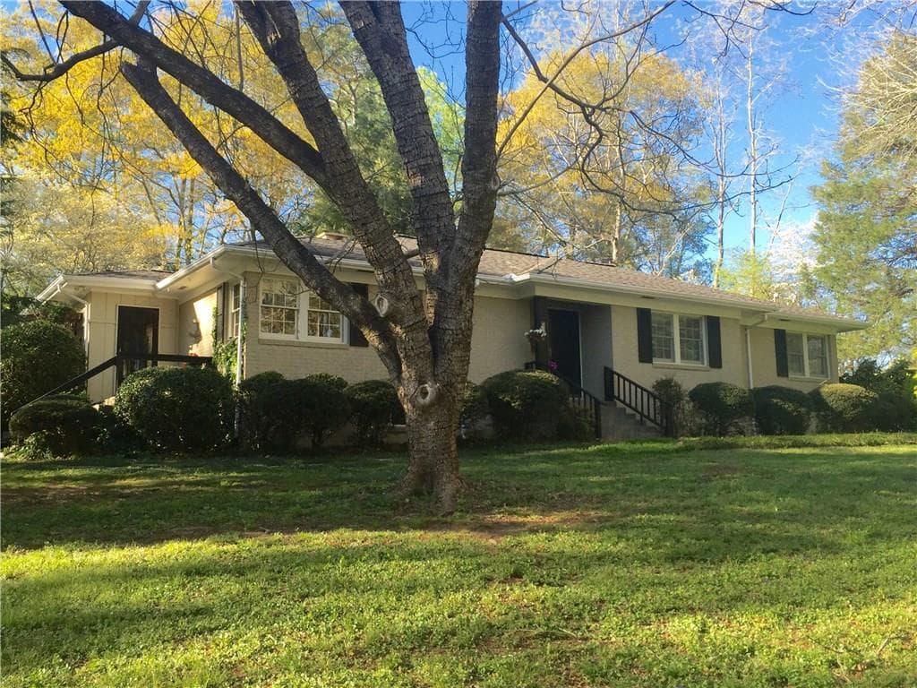 494 Wildwood Circle, Clarkesville, GA 30523 — most recent listing photo