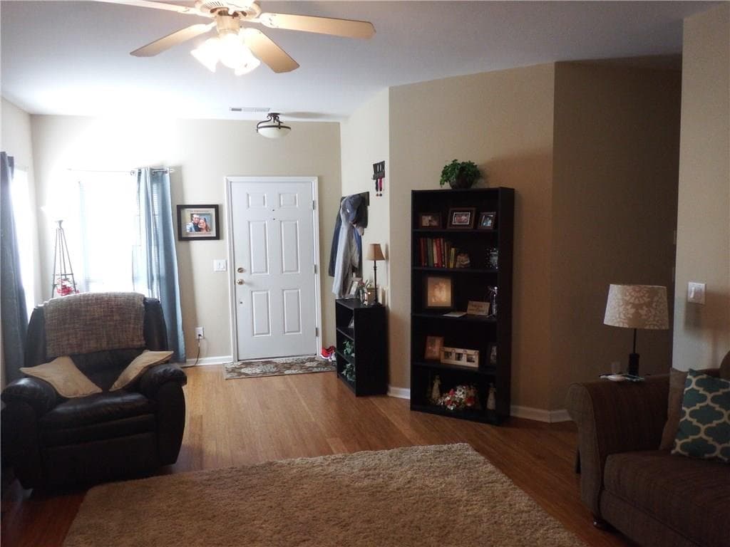 3 bedroom, 1,989 sq ft single family residence sold at 106 TURTLE Walk, Carrollton, GA 30116