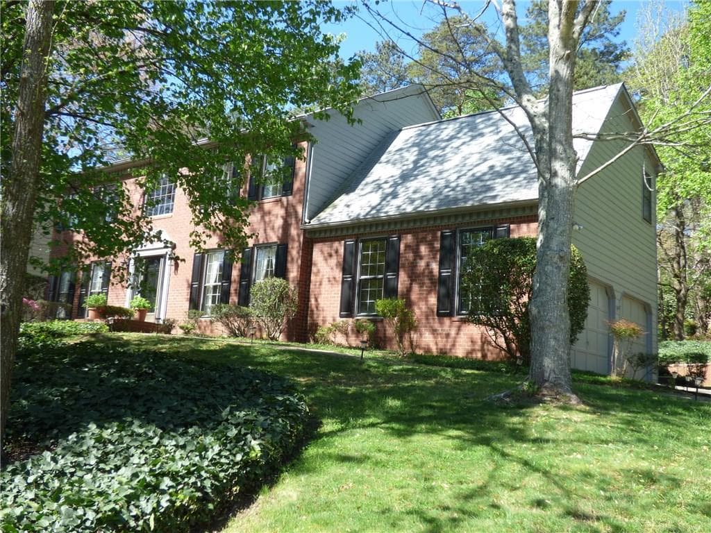 811 WOODMONT Drive, Marietta, GA 30062 — most recent listing photo
