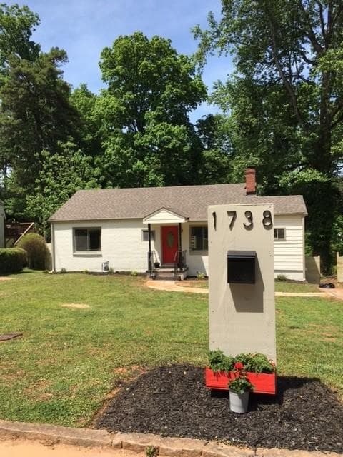 2 bedroom, 1,066 sq ft single family residence sold at 1738 Donnalee Avenue, Atlanta, GA 30316