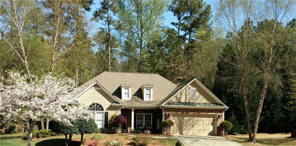 3 bedroom, 1,876 sq ft single family residence sold at 14000 Mariners Cove, Alpharetta, GA 30005