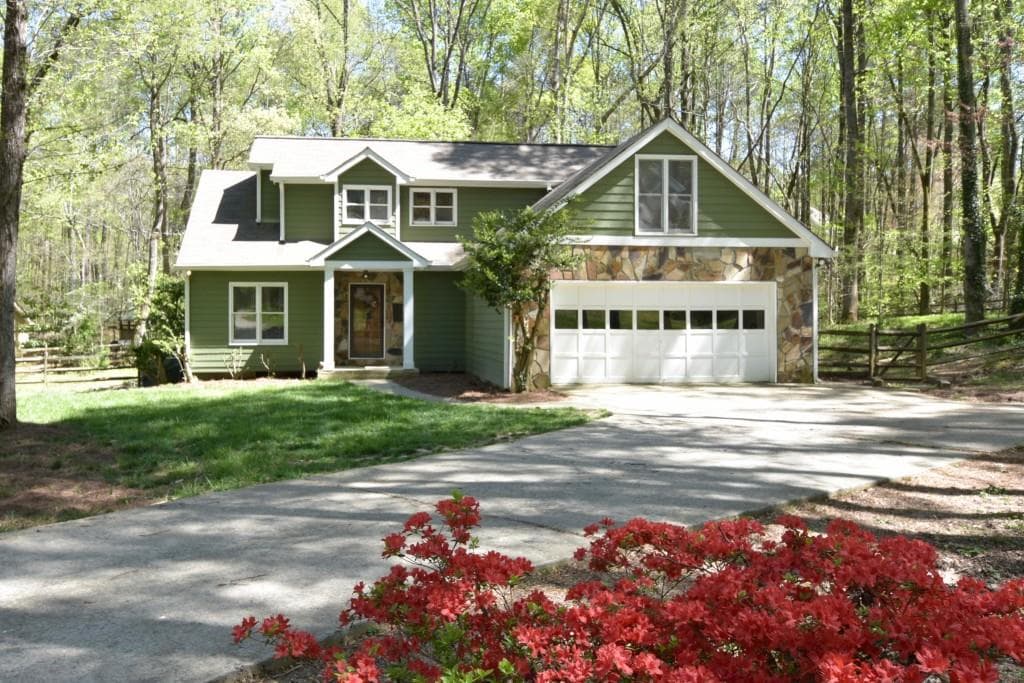 3405 Sharon Drive, Cumming, GA 30041 — most recent listing photo