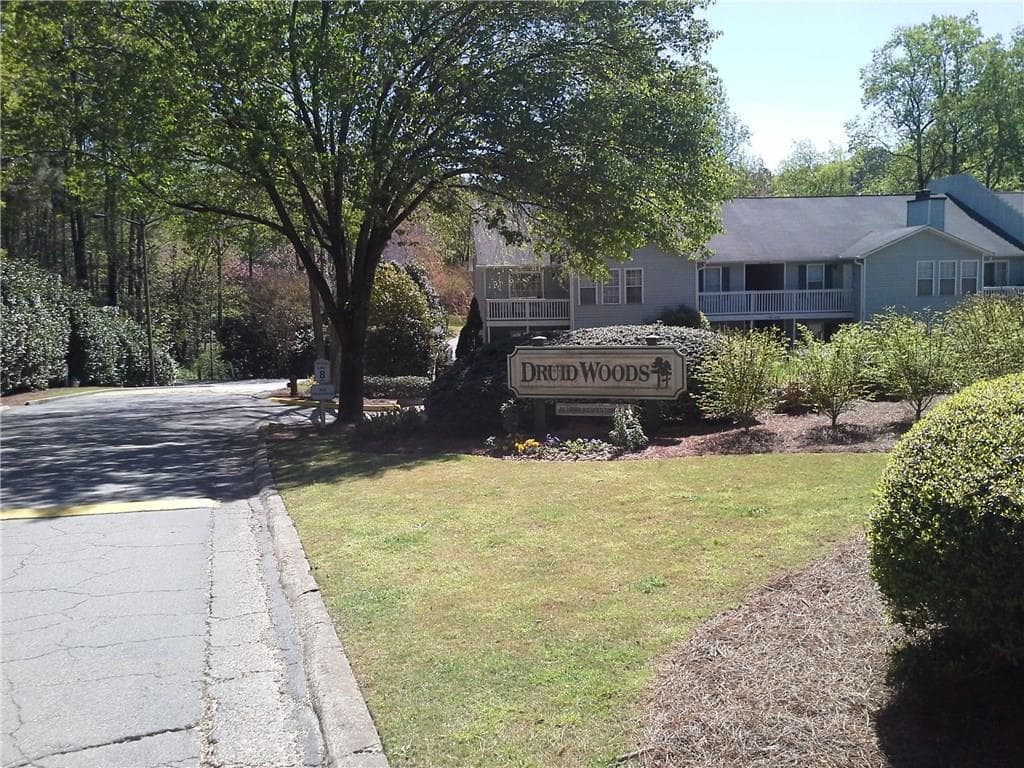 1957 Brian Way, Decatur, GA 30033 — most recent listing photo