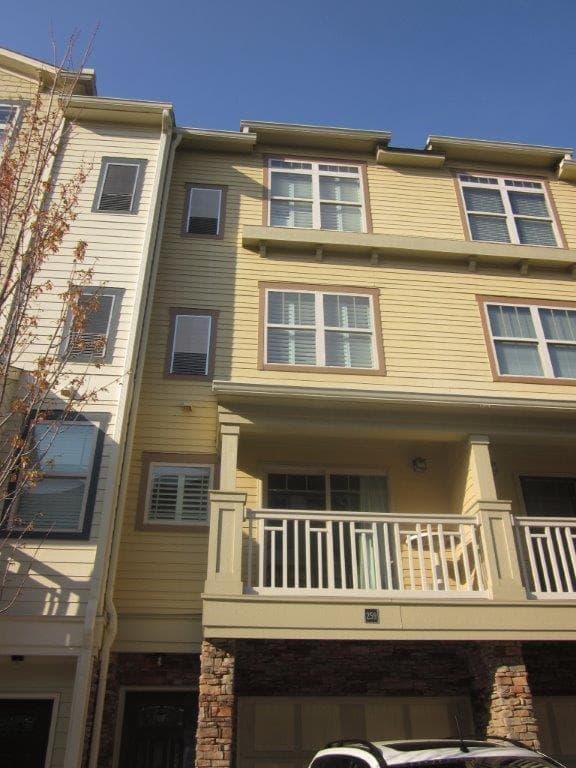 2 bedroom, 1,239 sq ft condominium sold at 221 Semel Circle 259, Atlanta, GA 30309
