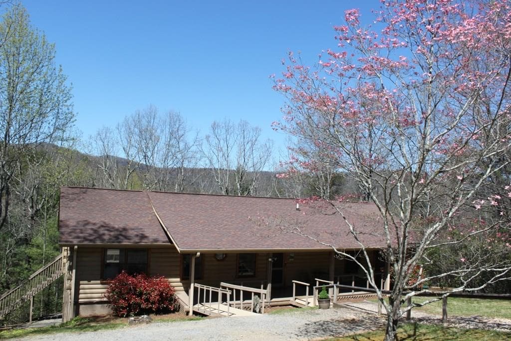 205 Huckleberry Hill Drive, Helen, GA 30545 — most recent listing photo