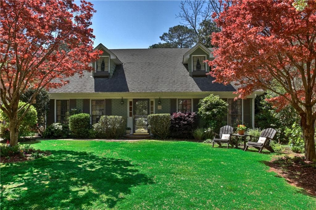 5 bedroom, 2,018 sq ft single family residence sold at 79 Dartmouth Avenue, Avondale Estates, GA 30002