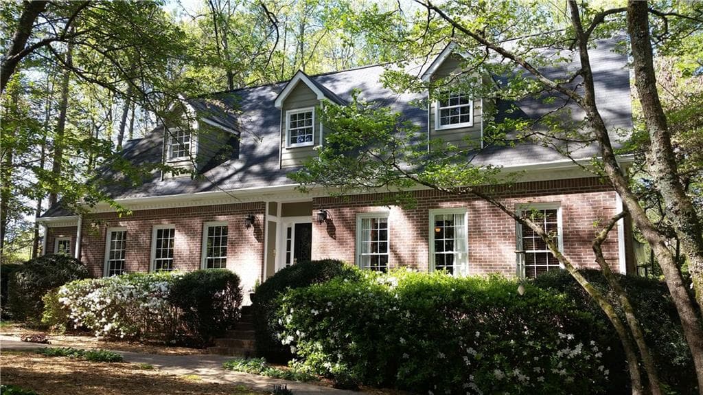 1095 Churchill Lane, Roswell, GA 30075 — most recent listing photo
