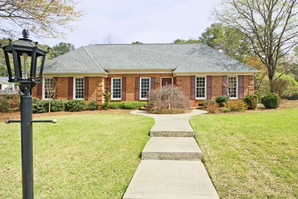 4213 Thamesgate Close, Peachtree Corners, GA 30092 — most recent listing photo
