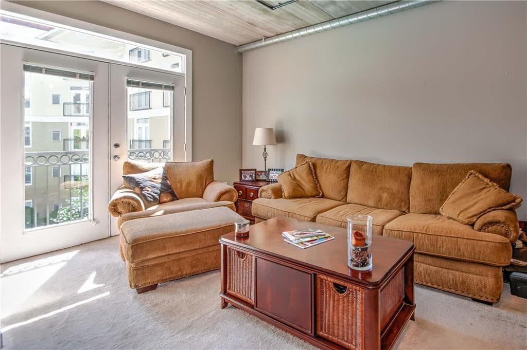 1 bedroom, 775 sq ft condominium sold at 800 Peachtree Street 1305, Atlanta, GA 30308
