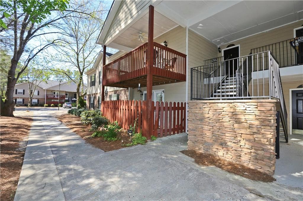 503 Brighton Point, Atlanta, GA 30328 — most recent listing photo