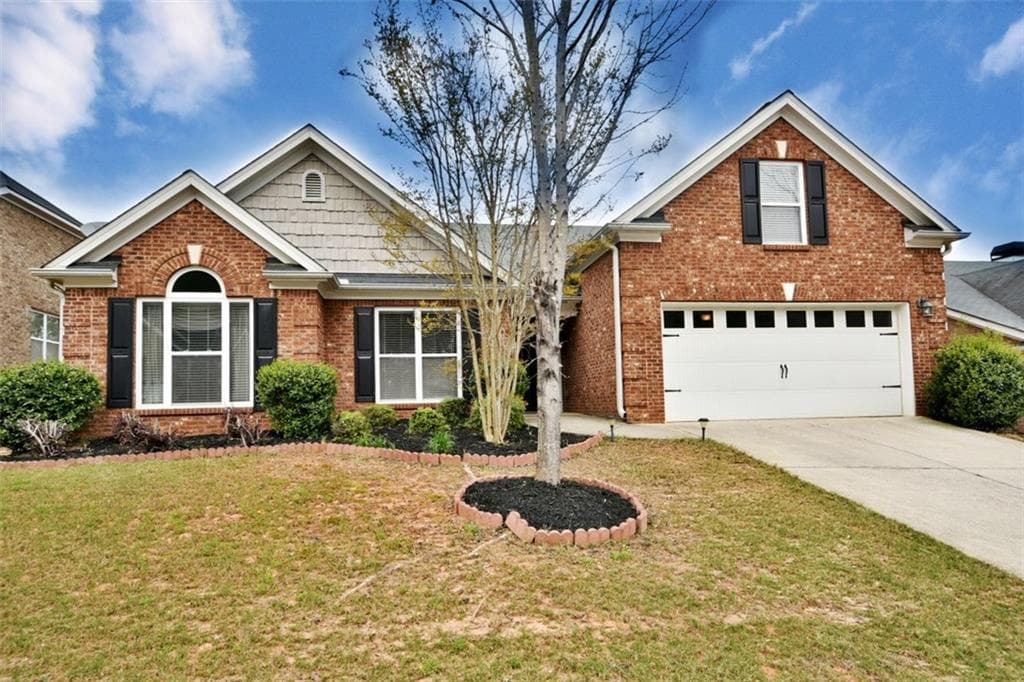 4 bedroom, 2,648 sq ft single family residence sold at 972 Simonton Glen Drive, Lawrenceville, GA 30045