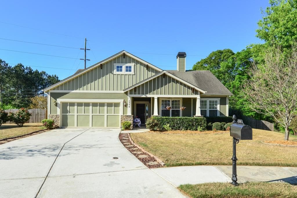 3 bedroom, 1,676 sq ft single family residence sold at 1549 Boulder Walk Way, Atlanta, GA 30316