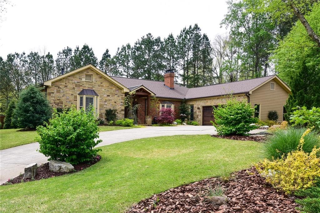 5245 Baldwin Lane, Marietta, GA 30068 — most recent listing photo