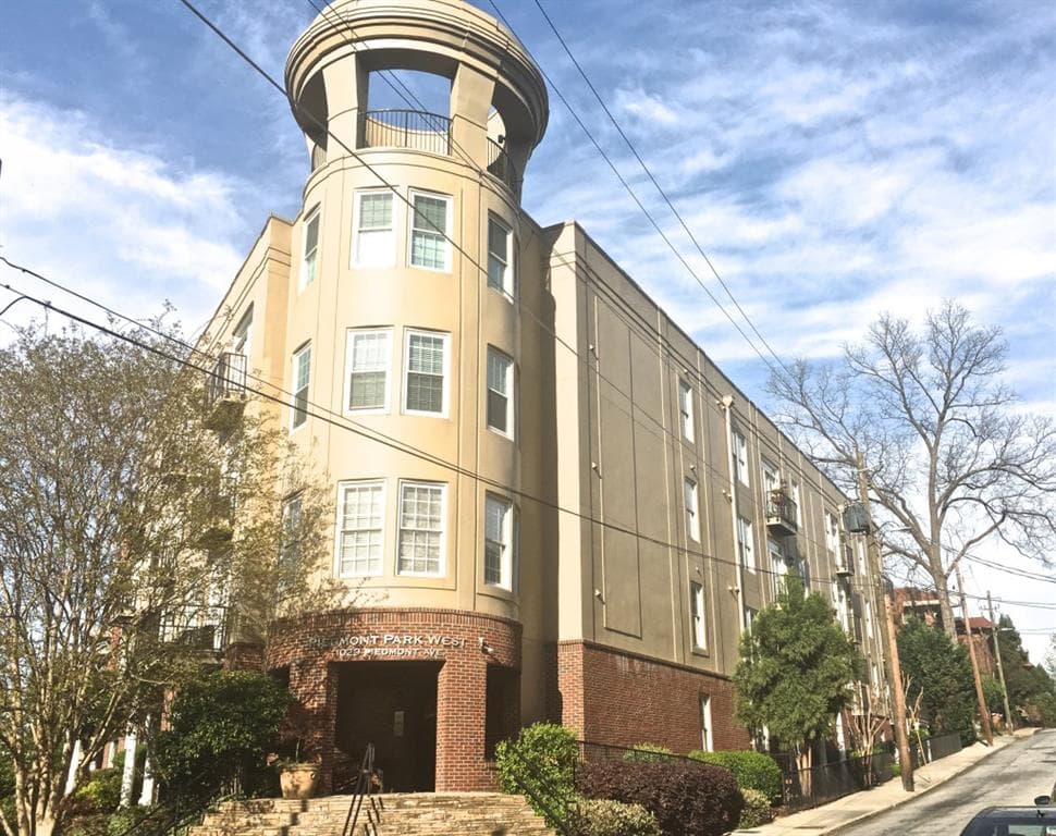 1029 Piedmont Avenue 302, Atlanta, GA 30309 — most recent listing photo