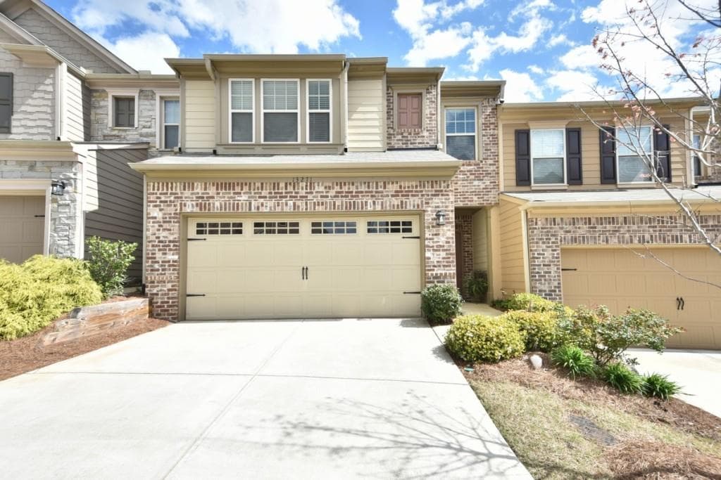 5 bedroom townhouse sold at 13271 Kemper Road, Alpharetta, GA 30004