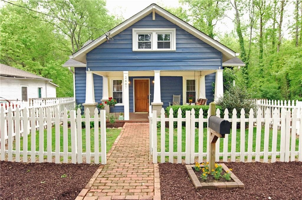 3 bedroom, 1,319 sq ft single family residence sold at 2407 Claude Street, Atlanta, GA 30318