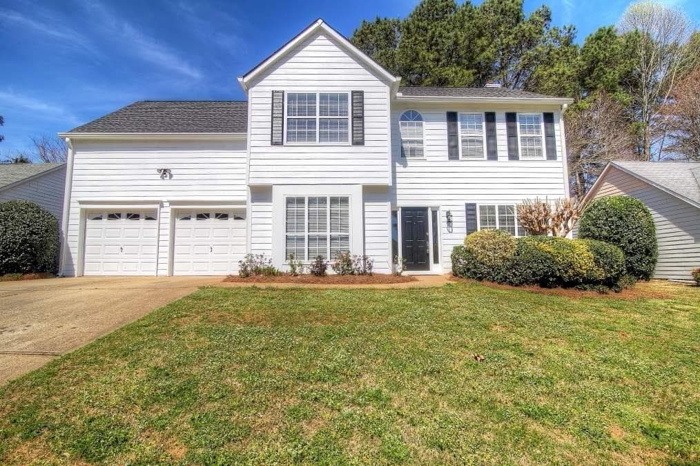 4 bedroom, 2,308 sq ft single family residence sold at 2580 MARLEIGH FARM Road, Kennesaw, GA 30152