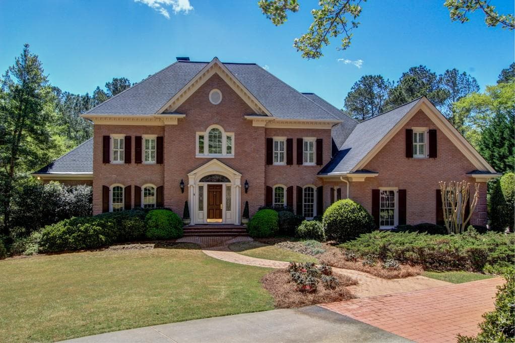 5 bedroom single family residence sold at 9025 Old Southwick Pass, Johns Creek, GA 30022