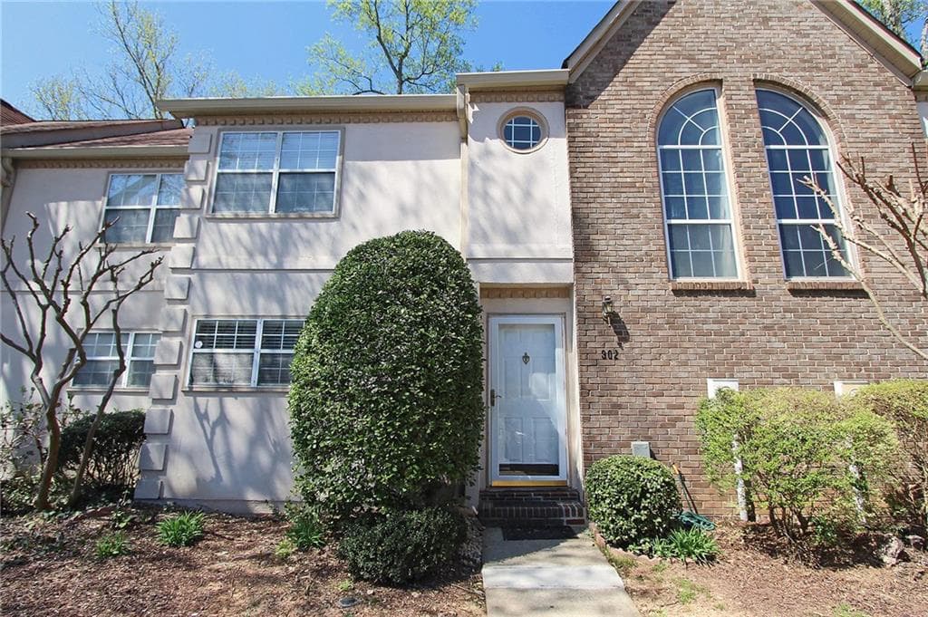 302 Bridge Lane, Smyrna, GA 30082 — most recent listing photo