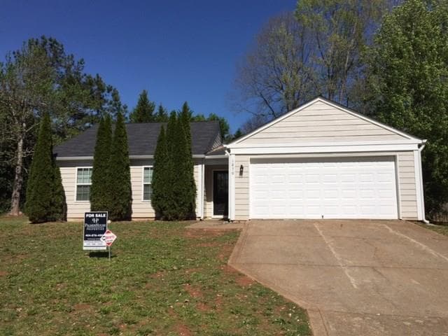 1870 Surrey Hill Circle, Lawrenceville, GA 30044 — most recent listing photo