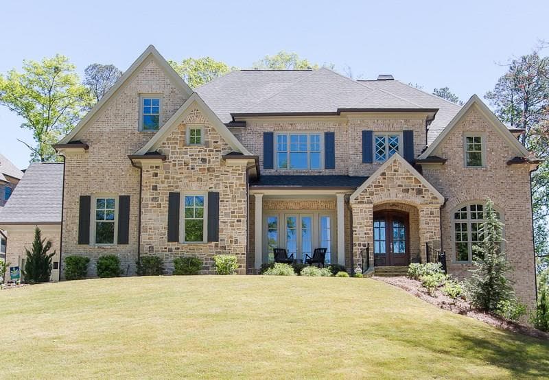 5 bedroom, 4,660 sq ft single family residence sold at 4775 Kitty Hawk Drive, Atlanta, GA 30342