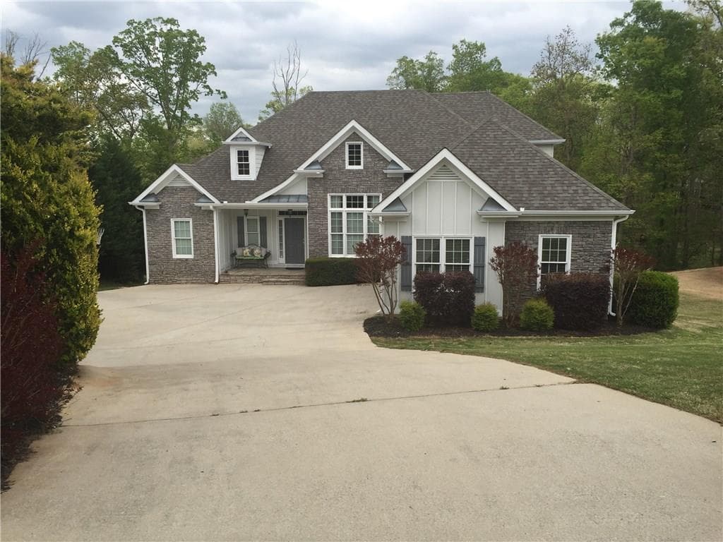 6538 Vista View Court, Flowery Branch, GA 30542 — most recent listing photo