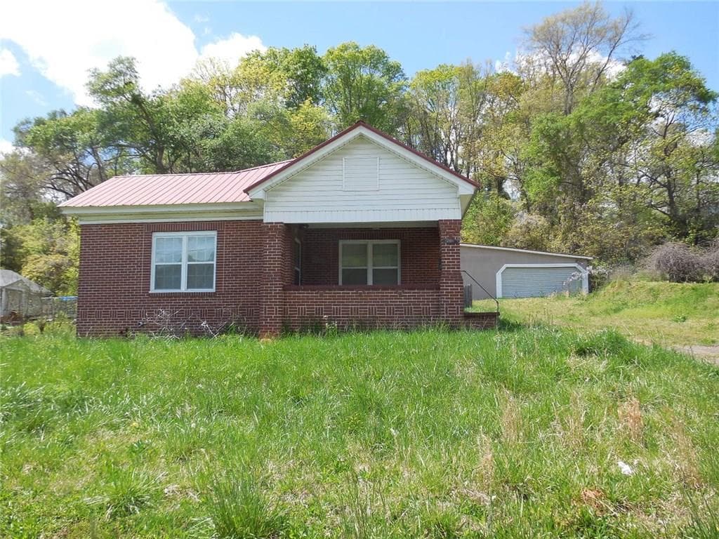 301 Jones Avenue, Rockmart, GA 30153 — most recent listing photo