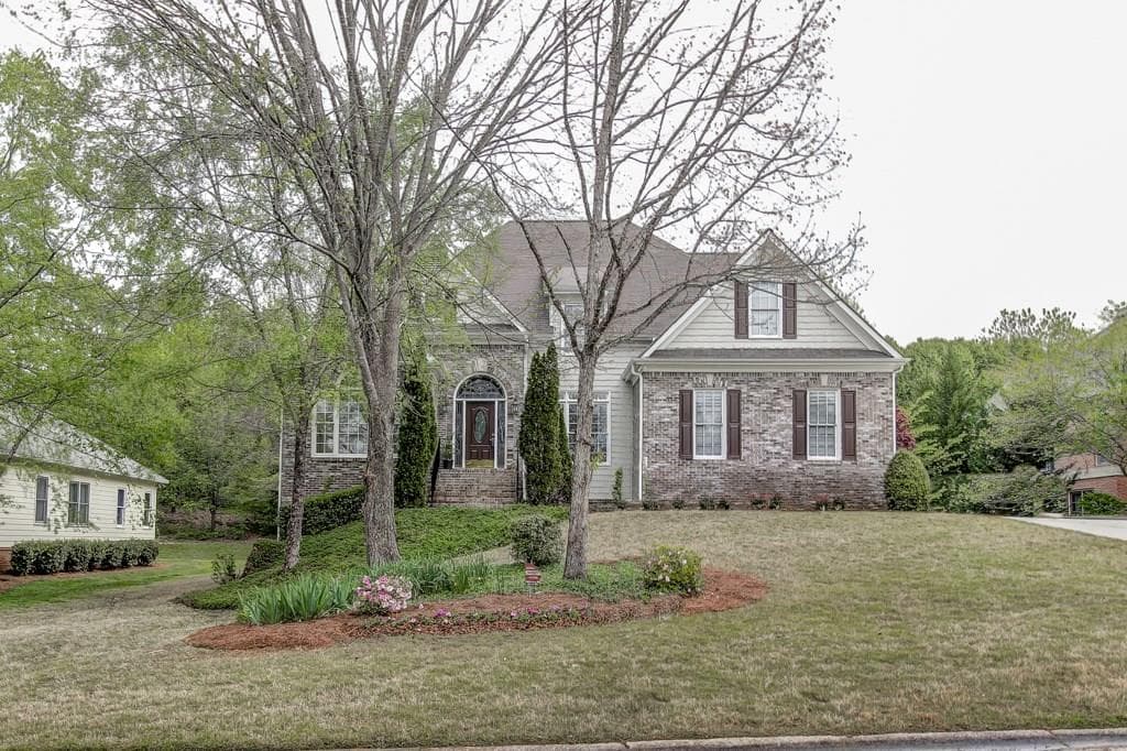 2301 Kingsland Drive, Dunwoody, GA 30360 — most recent listing photo