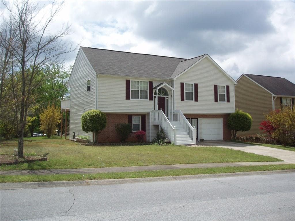 4400 Yellow Rose Drive, Austell, GA 30106 — most recent listing photo
