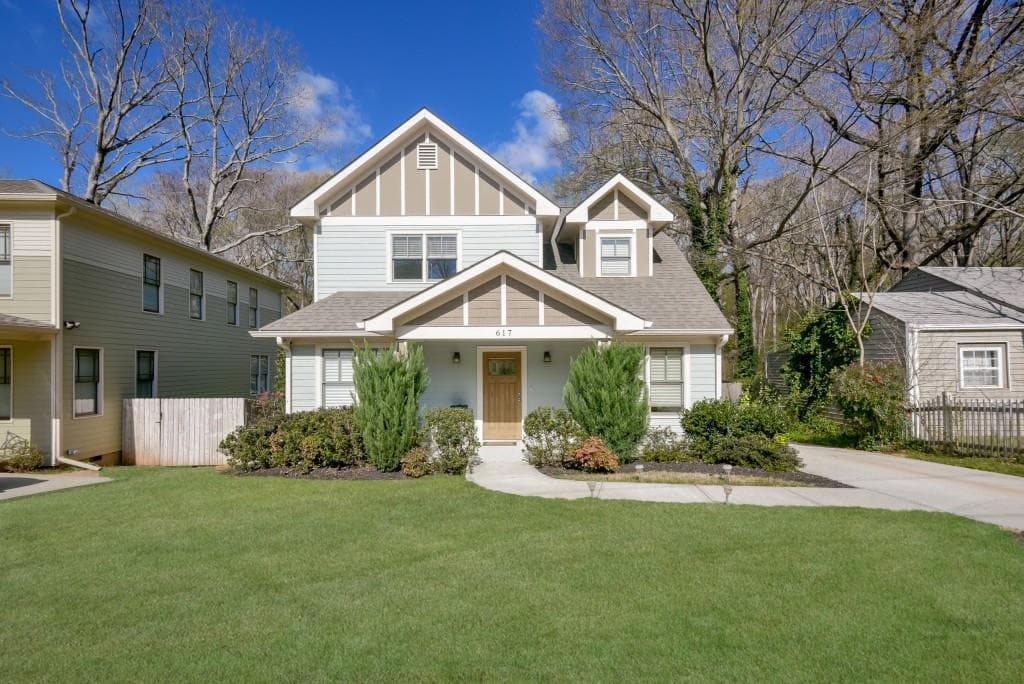 5 bedroom, 2,522 sq ft single family residence sold at 617 Hemlock Circle, Atlanta, GA 30316