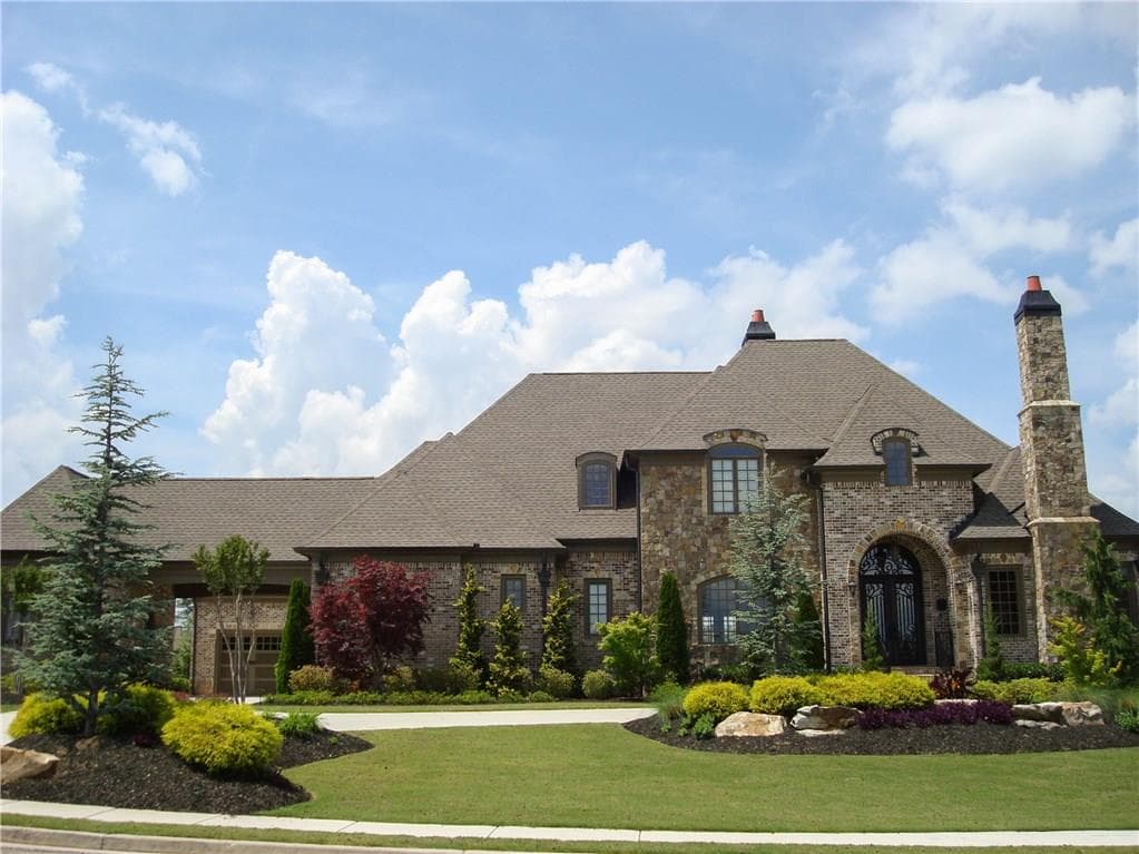2775 Drayton Hall Drive, Buford, GA 30519 — most recent listing photo