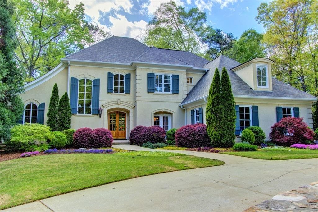 5840 Heards Forest Drive, Sandy Springs, GA 30328 — most recent listing photo