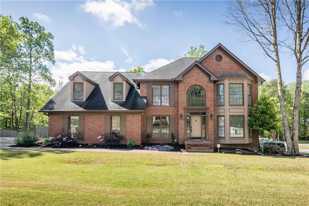 6 bedroom, 3,411 sq ft single family residence sold at 1146 Camden Hunt Court, Lawrenceville, GA 30043