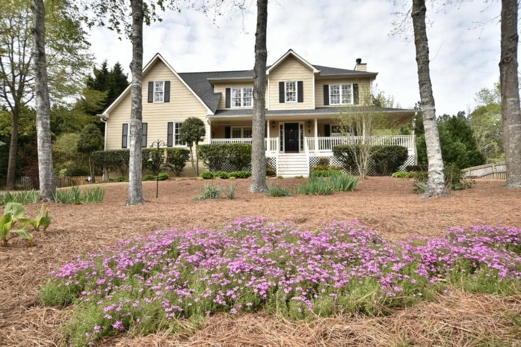 571 Lakeview Lane, Hiram, GA 30141 — most recent listing photo