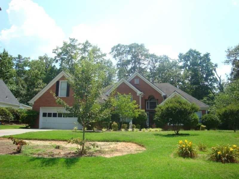 3 bedroom, 2,385 sq ft single family residence sold at 609 First Street, Lawrenceville, GA 30046