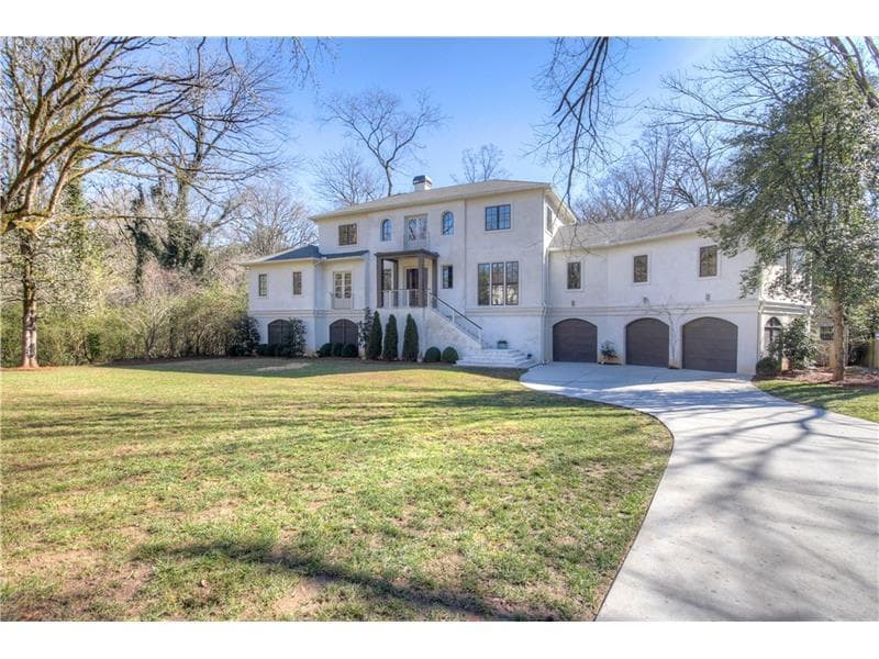 5 bedroom, 4,000 sq ft single family residence sold at 918 Peachtree Battle Circle, Atlanta, GA 30327