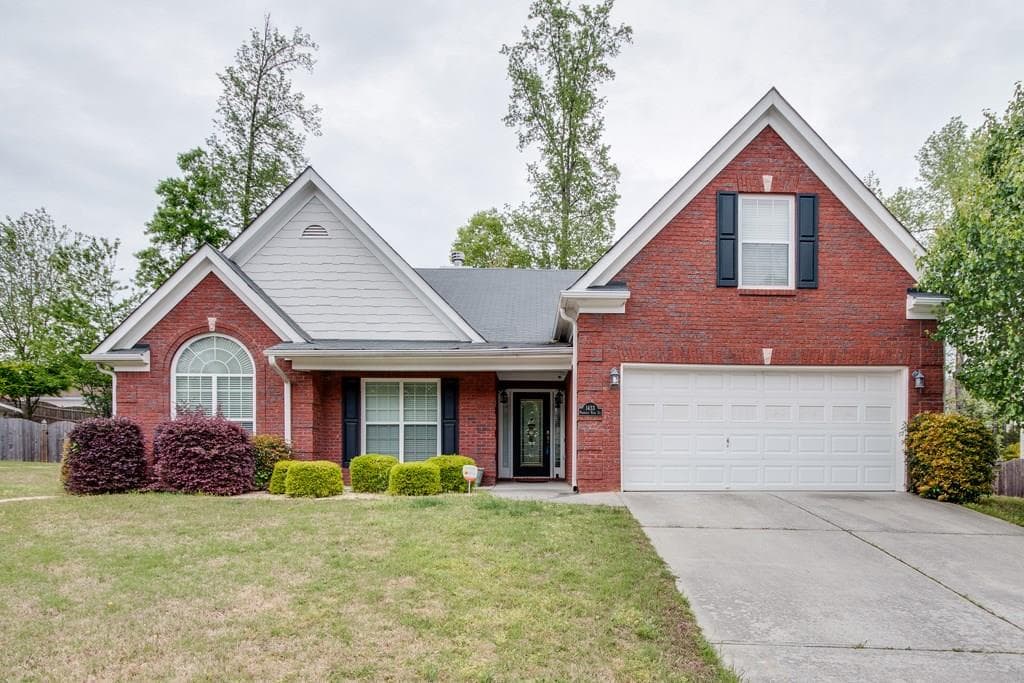 4 bedroom, 2,211 sq ft single family residence sold at 1433 Prospect View Court, Lawrenceville, GA 30043