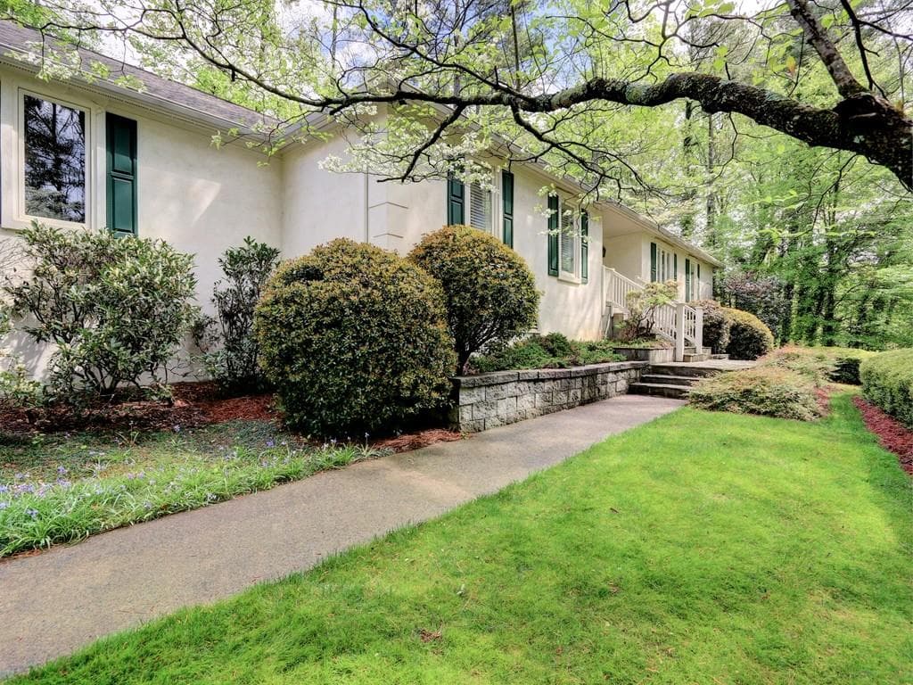 22 Old Stonemill Road, Marietta, GA 30067 — most recent listing photo