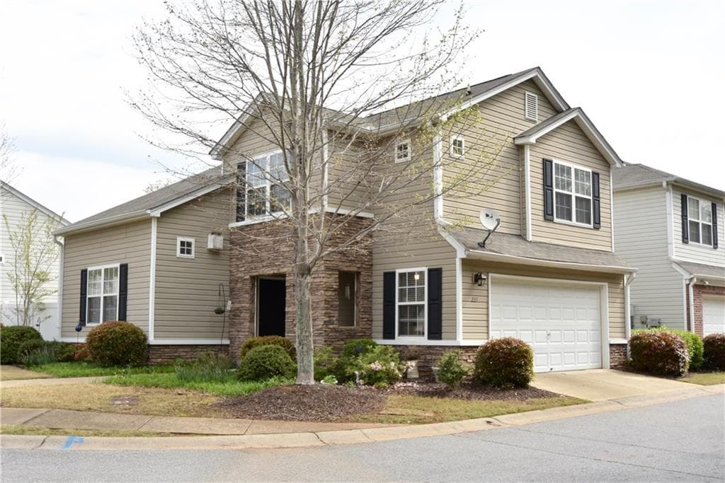 233 West Oaks Place, Woodstock, GA 30188 — most recent listing photo