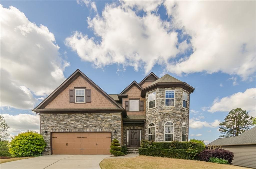 1070 Amber Waves Avenue, Hoschton, GA 30548 — most recent listing photo