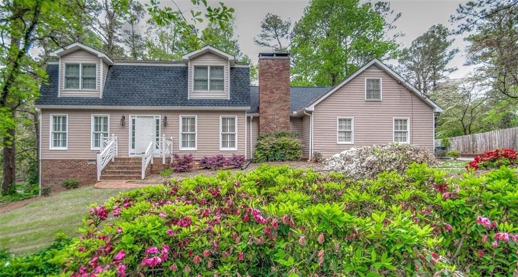 1060 N Point Drive, Roswell, GA 30075 — most recent listing photo