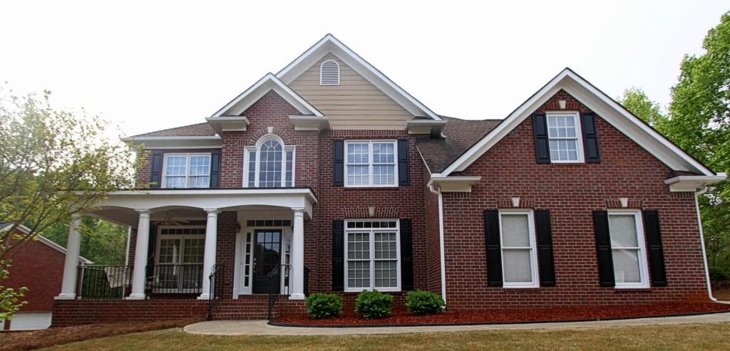 6 bedroom, 4,294 sq ft single family residence sold at 525 Meadowmeade Lane, Lawrenceville, GA 30043