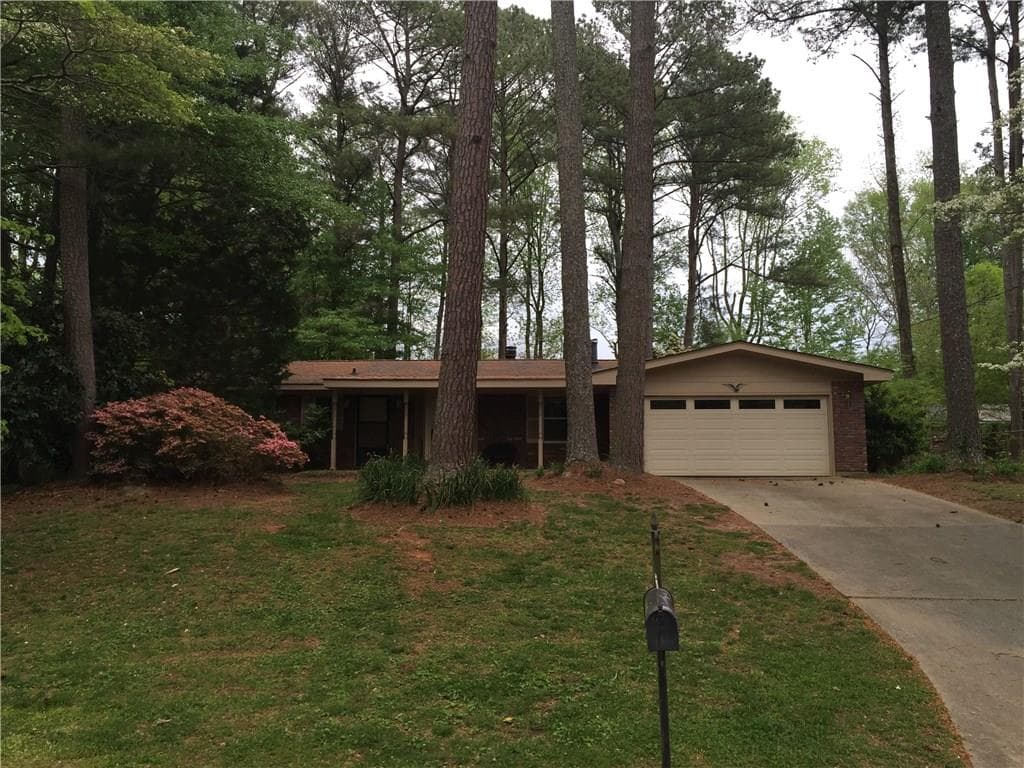 1275 Valley Court, Roswell, GA 30075 — most recent listing photo