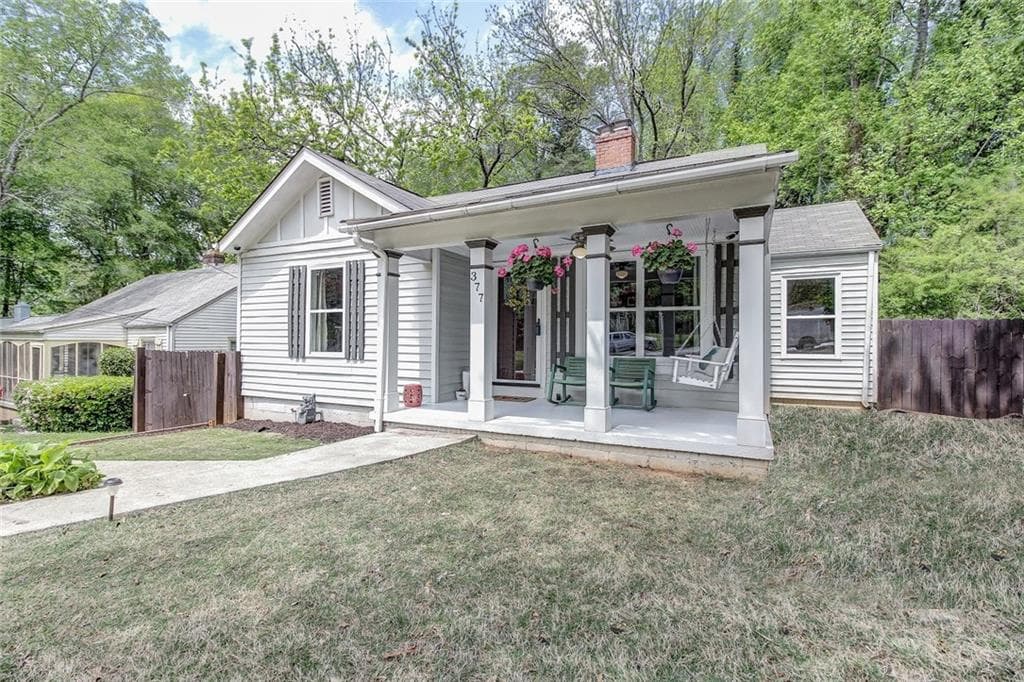 3 bedroom, 1,138 sq ft single family residence sold at 377 Eleanor Street, Atlanta, GA 30317