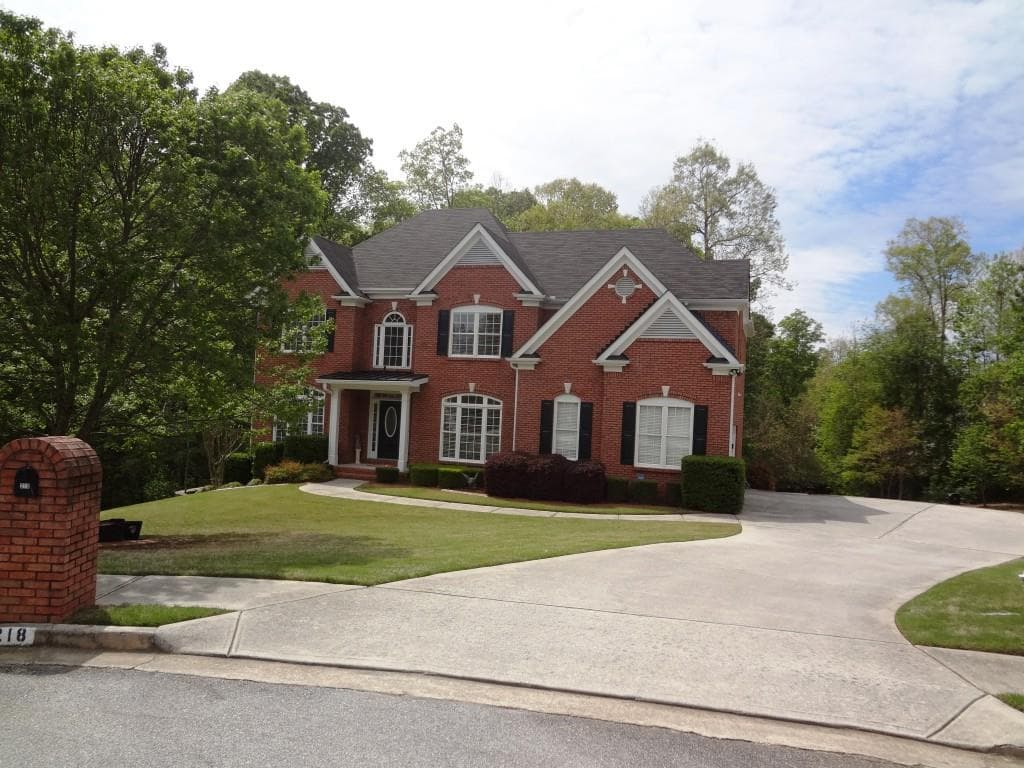 5 bedroom, 3,110 sq ft single family residence sold at 218 Trentwood Court, Grayson, GA 30017