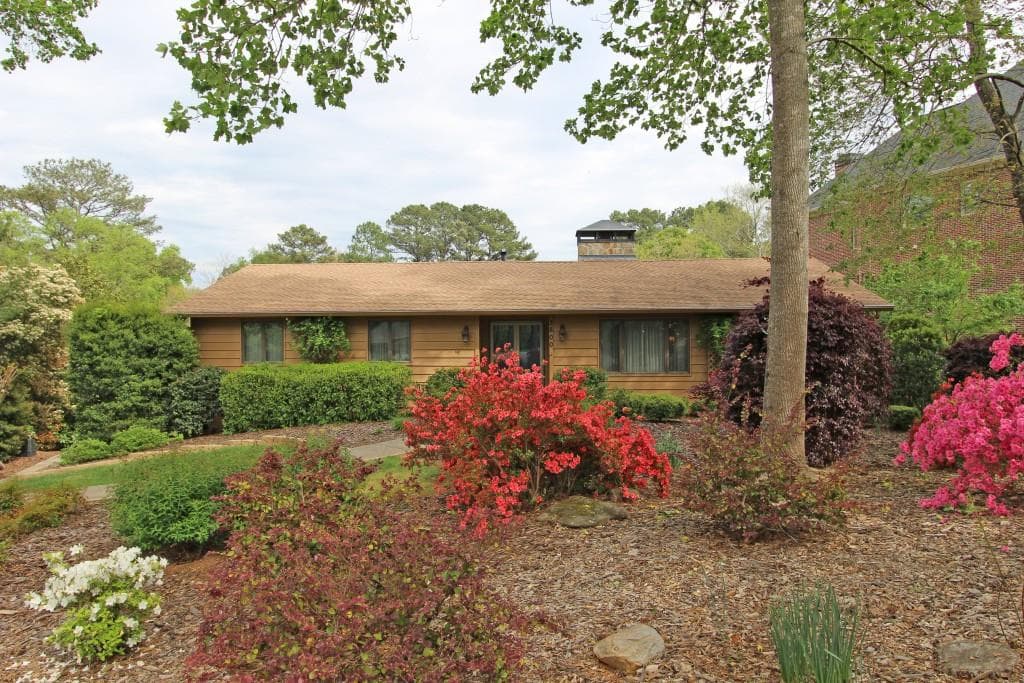 3800 High Green Point, Marietta, GA 30068 — most recent listing photo