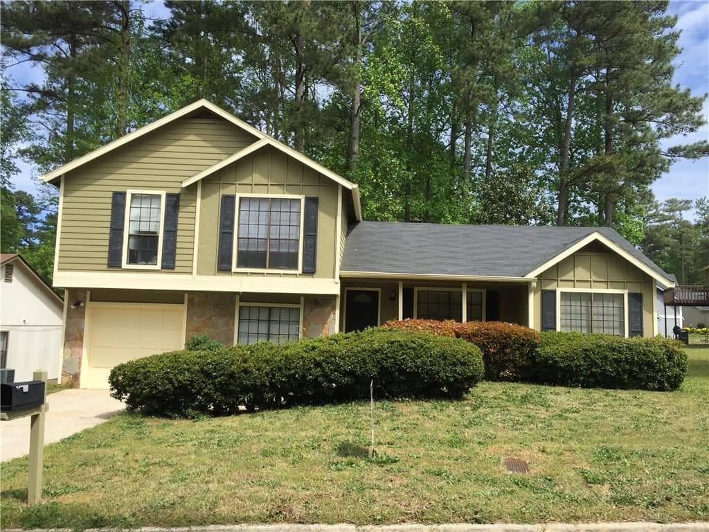 5400 Biffle Way, Stone Mountain, GA 30088 — most recent listing photo