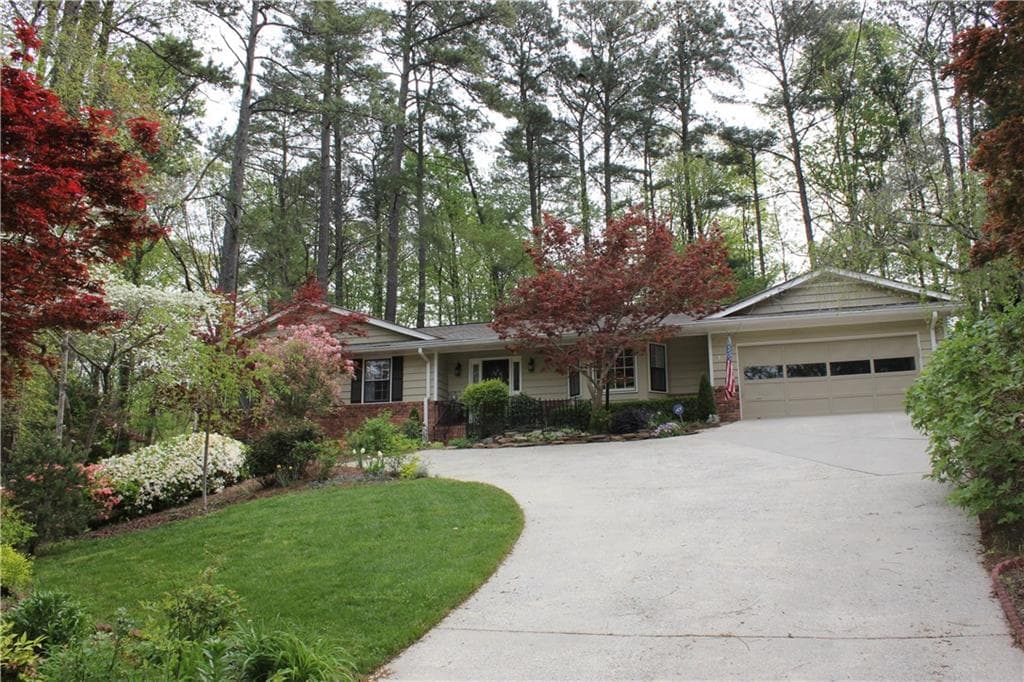 2730 E Sudbury Court, Dunwoody, GA 30360 — most recent listing photo