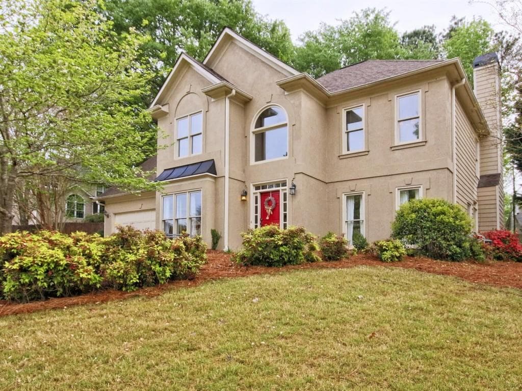 3 bedroom, 2,452 sq ft single family residence sold at 1335 Tuxedo Court, Lawrenceville, GA 30043
